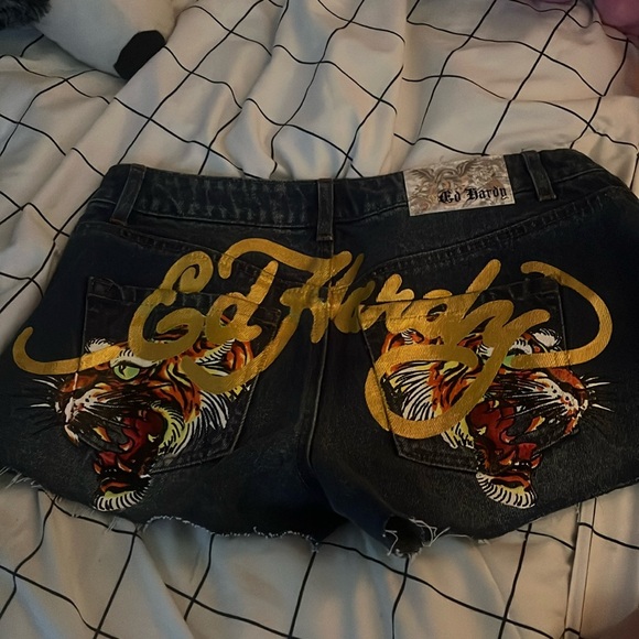 small never worn ed hardy jeans - Picture 1 of 3